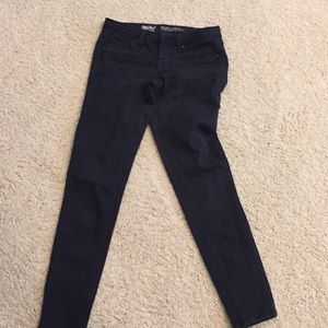 Black skinny jeans